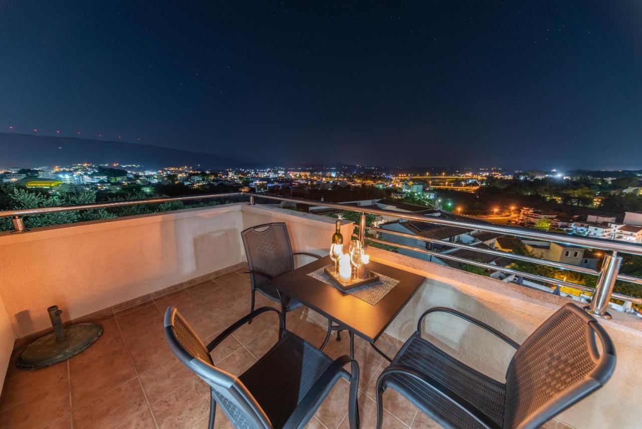 Apartments Villa Egzon Ülgün Dış mekan fotoğraf
