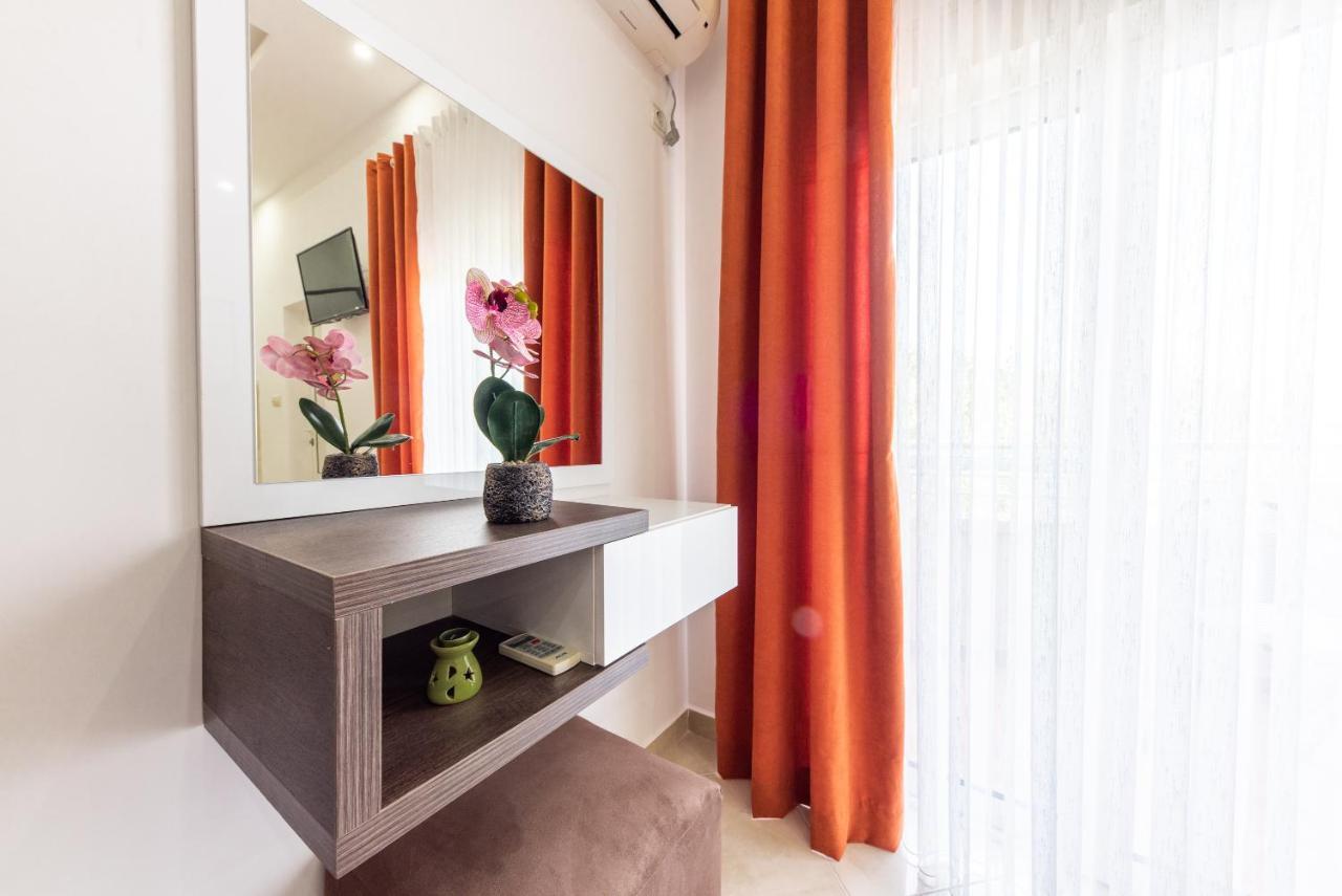 Apartments Villa Egzon Ülgün Dış mekan fotoğraf