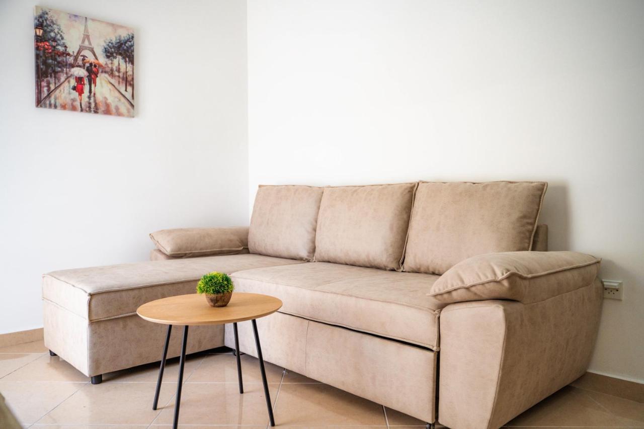 Apartments Villa Egzon Ülgün Dış mekan fotoğraf